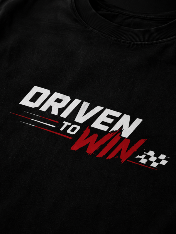 DRIVEN TO WIN: BLACK-OVERSIZED TEE