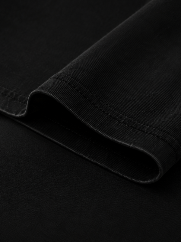 LAST TRANSMISSION: BLACK OVERSIZED TEE