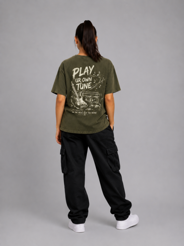 PLAY YOUR OWN TUNE