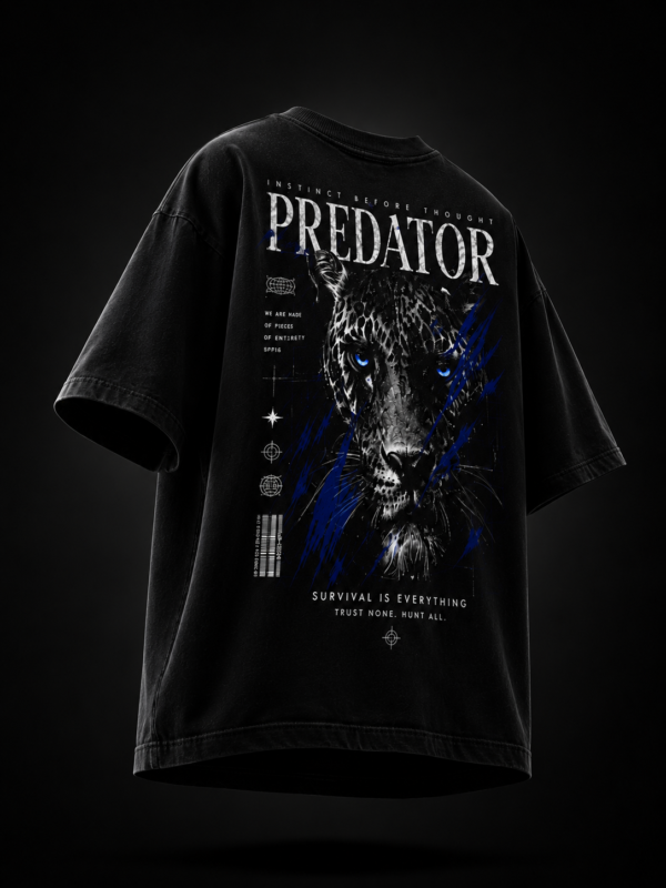 PREDATOR: OVERSIZED TEE